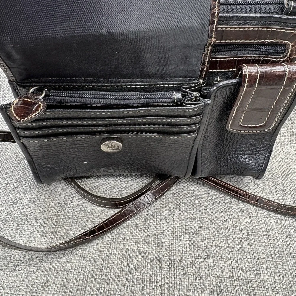 Brighton Black Brown Leather Crossbody Organizer Bag Heart Hardware Mini‎ Purse